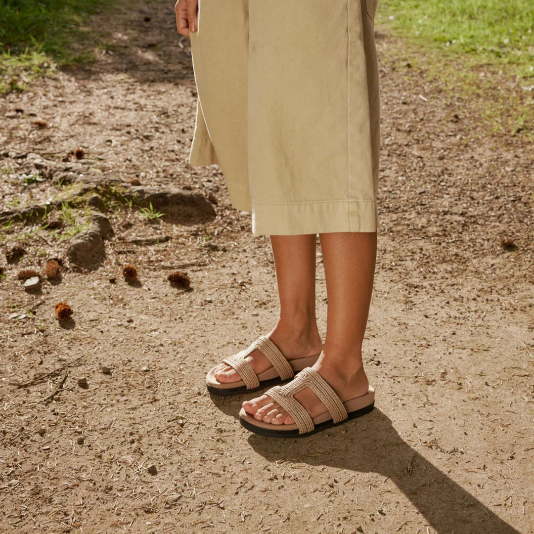 ROAM Raffy Cuffs Sandals