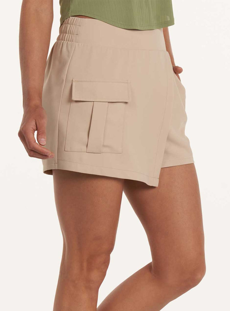 
                  
                    Thrive Société Women's Lennox Cargo Shorts - Oatmilk Tan
                  
                