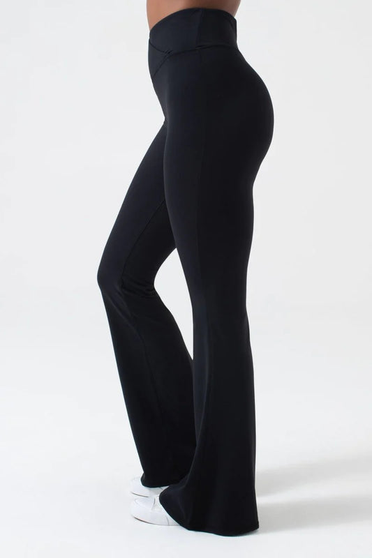 NUX ACTIVE Willow Flare Pant Black
