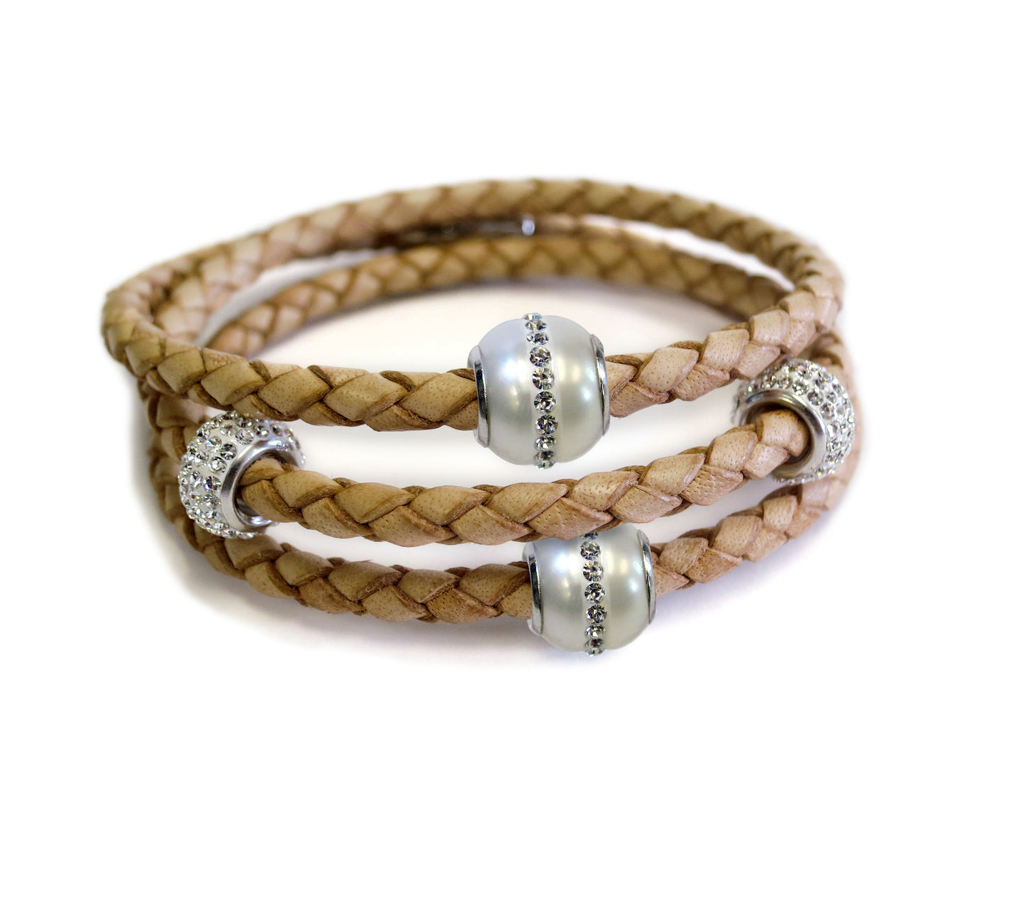 LIZA SCHWART  THE SOBE MIX TRIPLE WRAP WITH FRESHWATER PEARLS